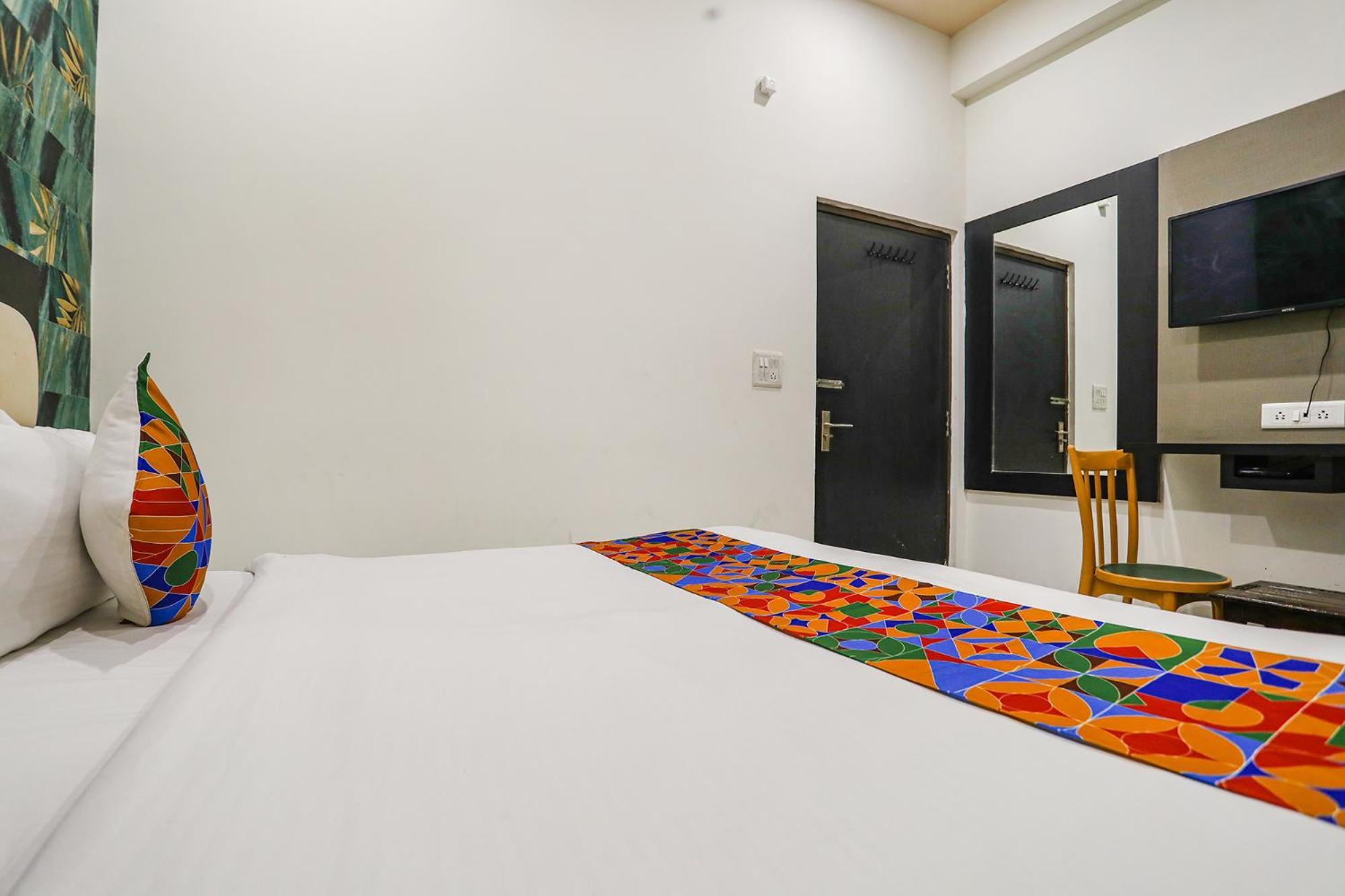 Fabhotel Aaradhya Residency Агра Экстерьер фото